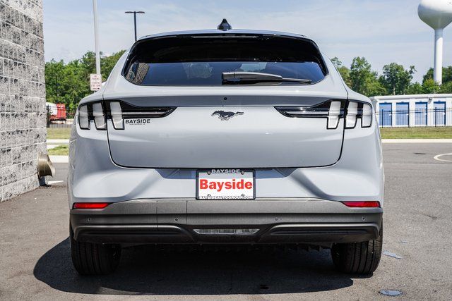 2025 Ford Mustang Mach-E Premium - Photo 7