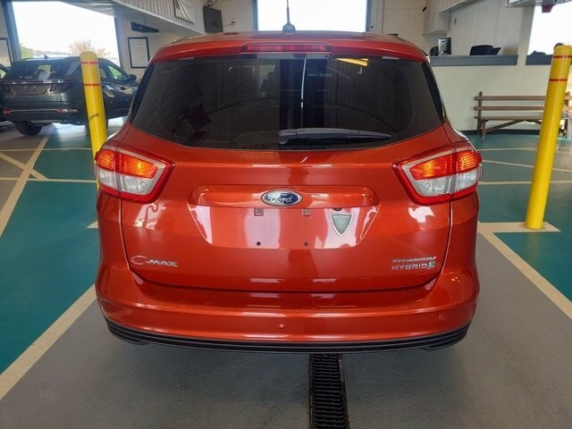 2018 Ford C-Max Hybrid Titanium photo 3