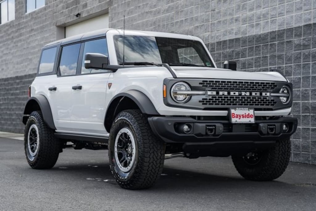 New 2025 Ford Bronco Badlands SUV