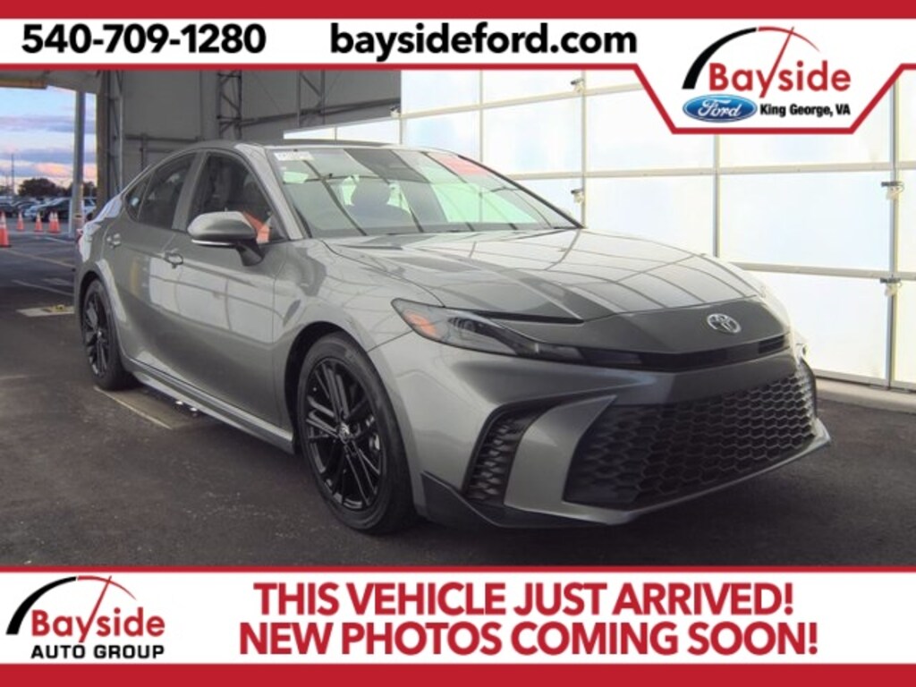 Used 2025 Toyota Camry SE Sedan