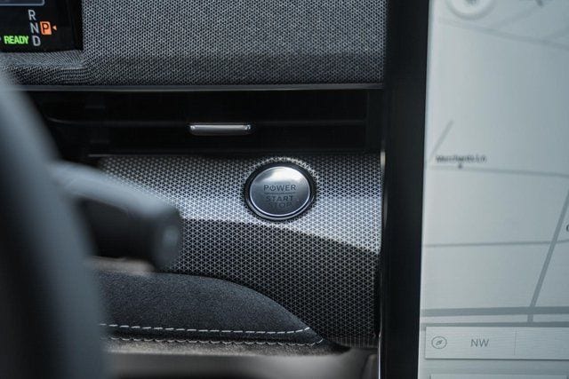 2025 Ford Mustang Mach-E GT - Photo 35