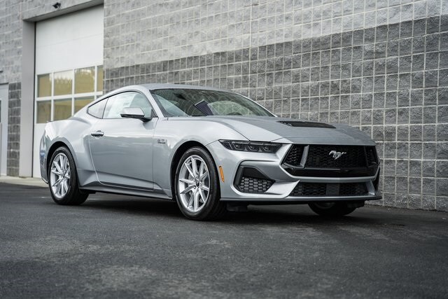 2025 Ford Mustang GT Premium photo 2