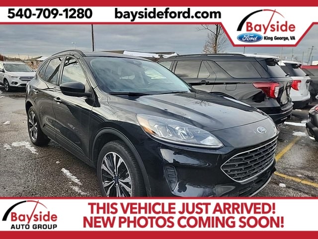 2022 Ford Escape SE's photo
