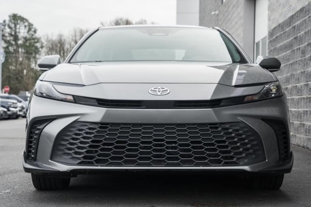 Used 2025 Toyota Camry SE Sedan