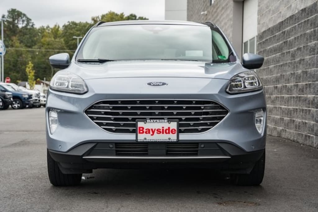 Used 2022 Ford Escape Titanium SUV