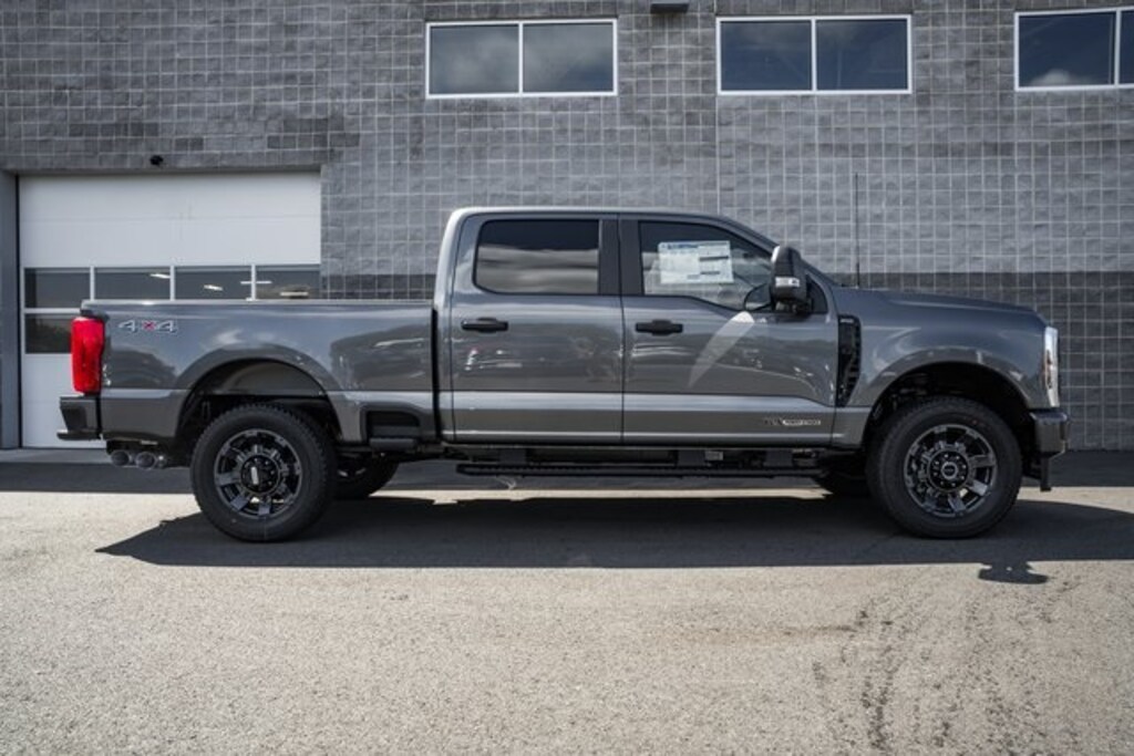New 2026 Ford F-250 XL Truck Crew Cab