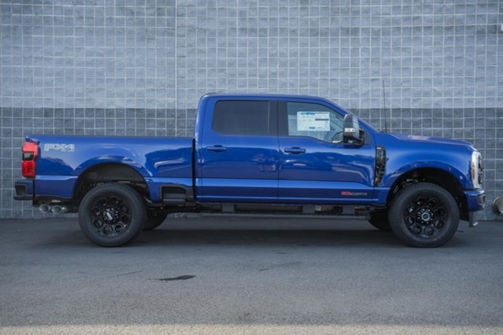 New 2026 Ford F-350 XLT Truck Crew Cab