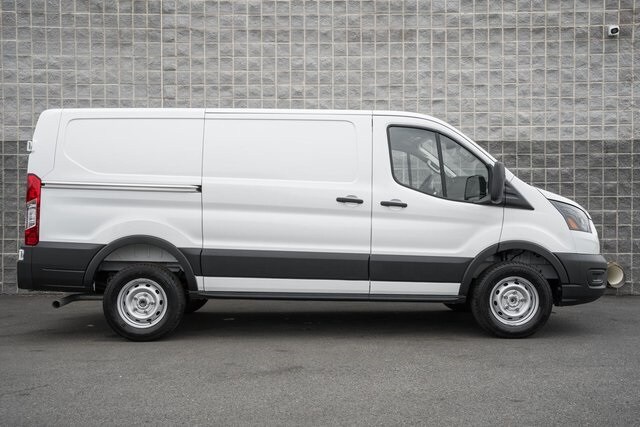 2025 Ford Transit Cargo Van photo 3