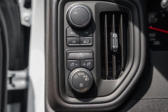 2023 Chevrolet Silverado 1500 Custom - Photo 43