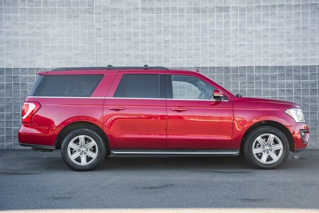 2020 Ford Expedition MAX XLT photo 2