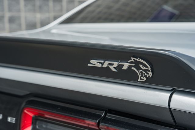 2022 Dodge Challenger SRT - Photo 10