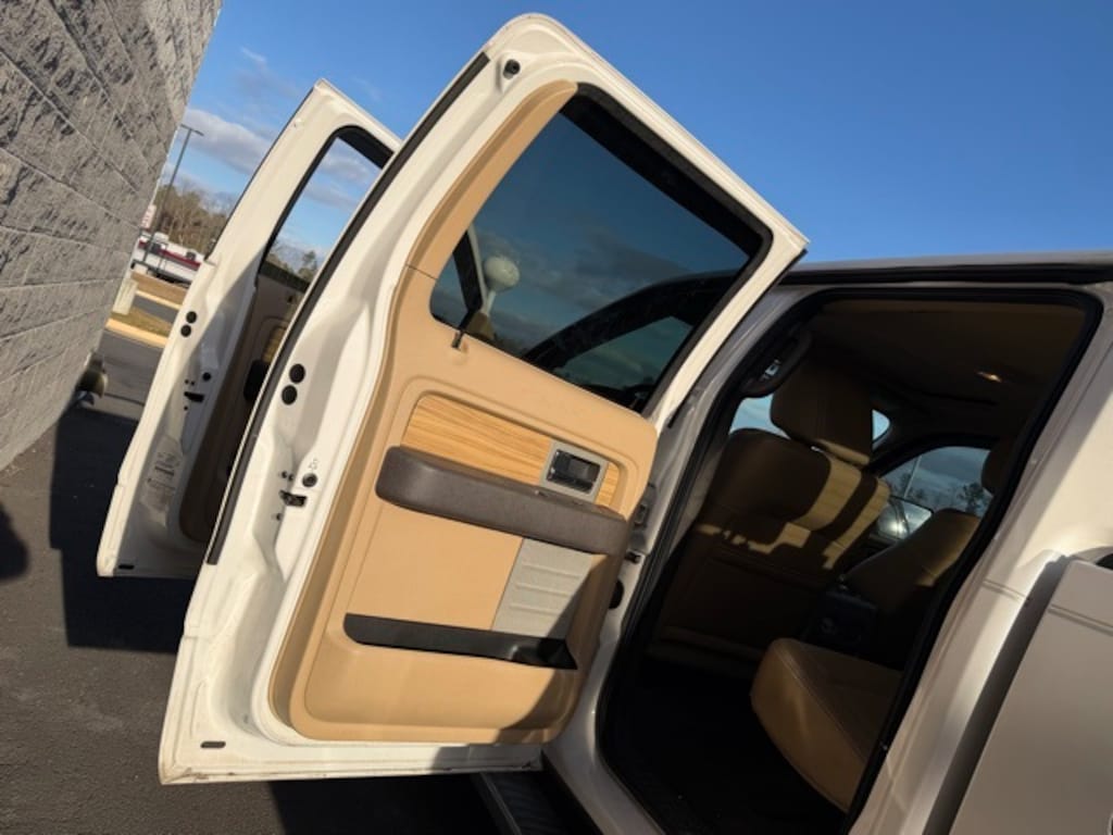 Used 2011 Ford F-150 Lariat Truck