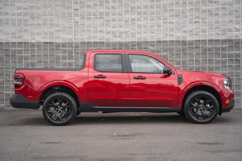 New 2025 Ford Maverick XLT Truck SuperCrew