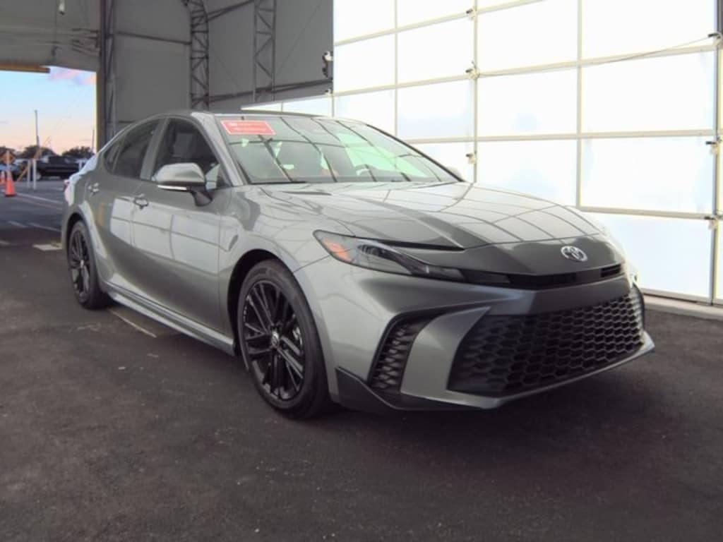 Used 2025 Toyota Camry SE Sedan