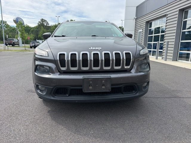 Used 2014 Jeep Cherokee Latitude with VIN 1C4PJLCS0EW194141 for sale in King George, VA