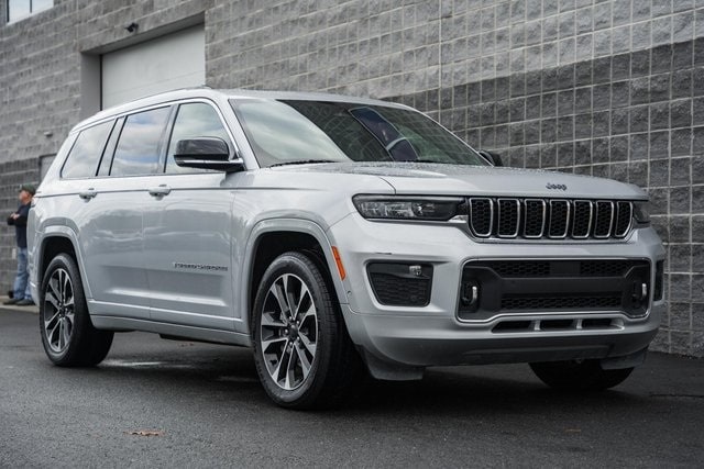 2022 Jeep Grand Cherokee L Overland's photo