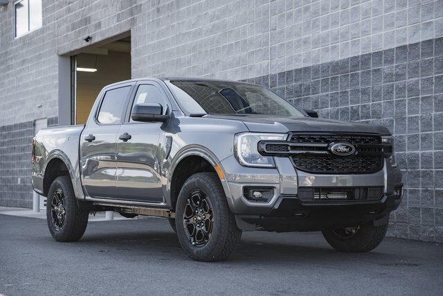 2025 Ford Ranger XLT photo 2