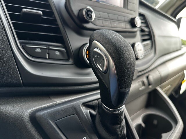 2025 Ford Transit photo 3