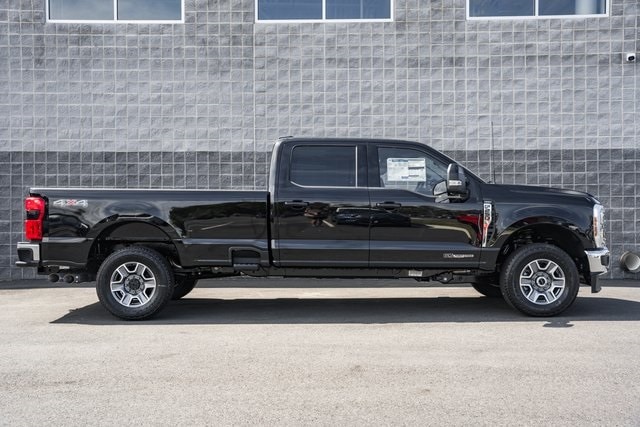 2026 Ford F-250 Lariat photo 3