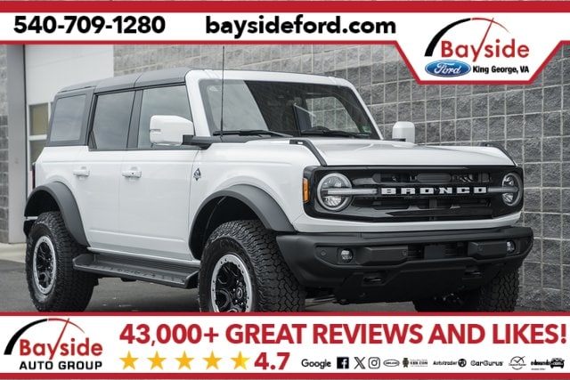 2025 Ford Bronco 4-Door Outer Banks's photo