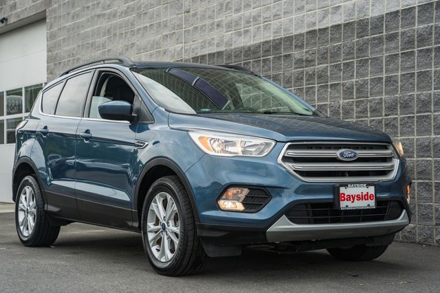 Used 2018 Ford Escape SE with VIN 1FMCU9GD2JUB21181 for sale in King George, VA