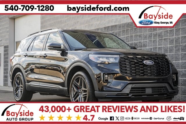 2025 Ford Explorer ST-LINE's photo