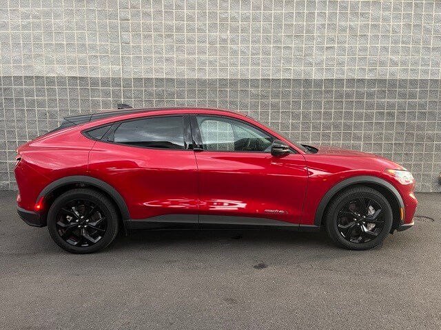 2024 Ford Mustang Mach-E Select photo 2