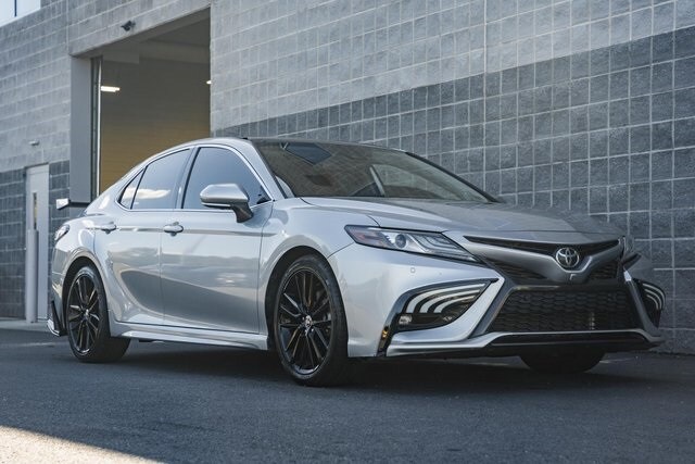 2021 Toyota Camry XSE V6 photo 2