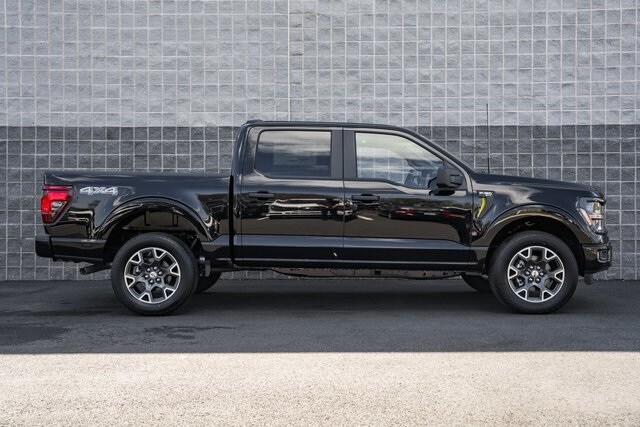 2025 Ford F-150 STX photo 4