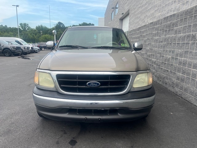 Used 2002 Ford F-150 XLT with VIN 1FTRX17L32NB16954 for sale in King George, VA