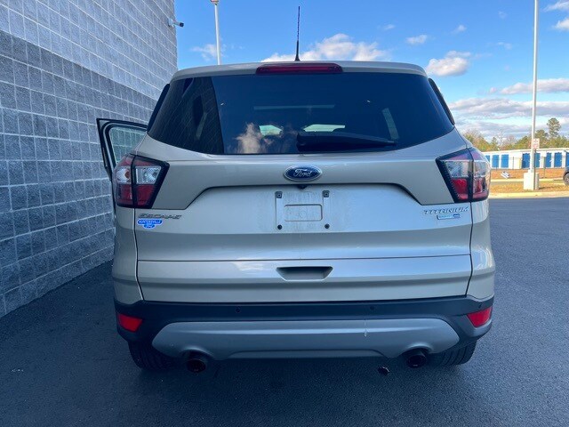 2018 Ford Escape Titanium photo 3
