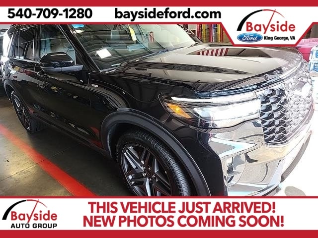 2025 Ford Explorer ST-LINE's photo