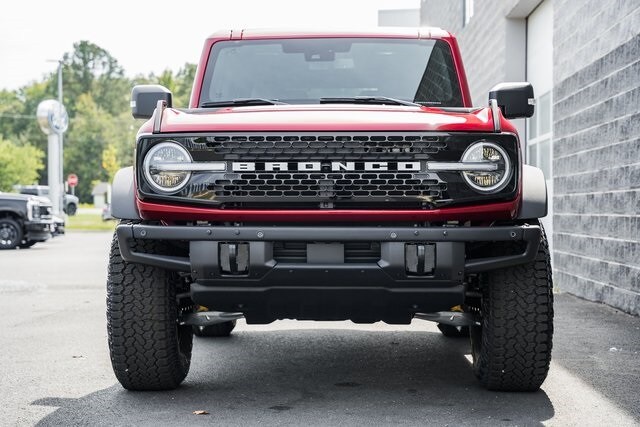 2025 Ford Bronco Badlands photo 3