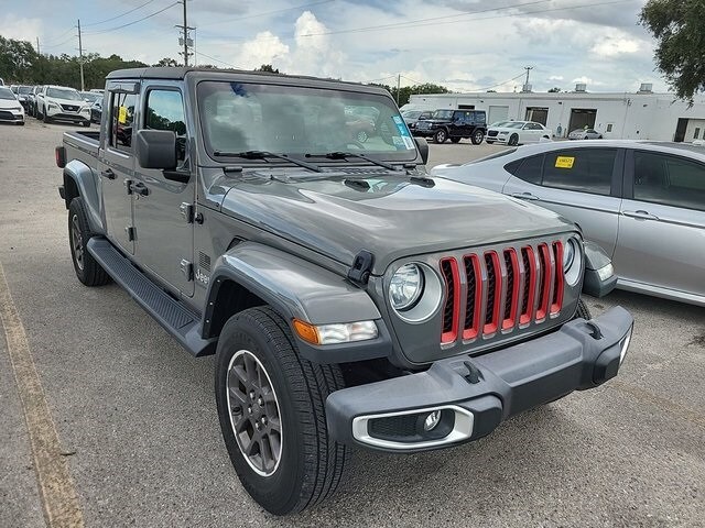 2021 Jeep Gladiator Overland photo 2