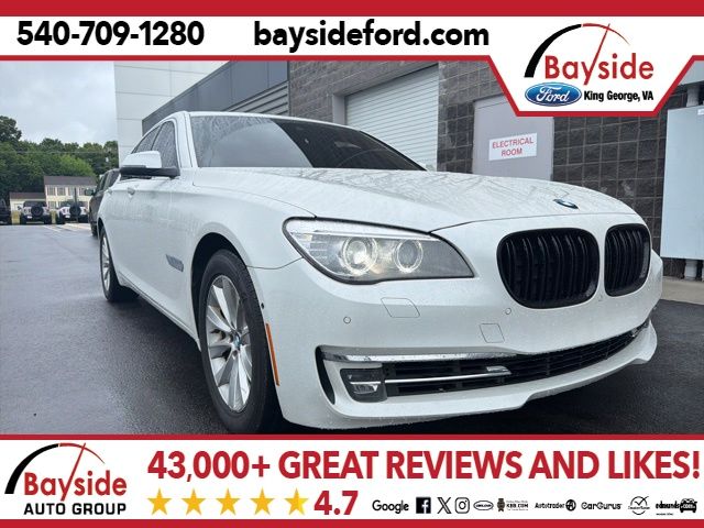 2015 BMW 7 Series 740i M Sport Edition's photo