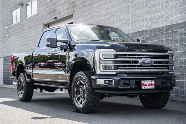 2026 Ford F-250 Platinum photo 2
