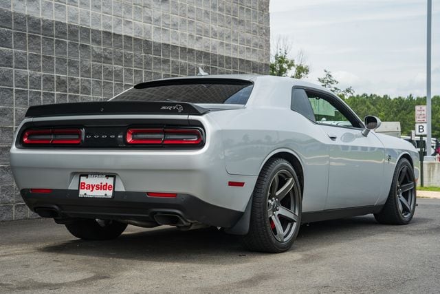2022 Dodge Challenger SRT - Photo 6