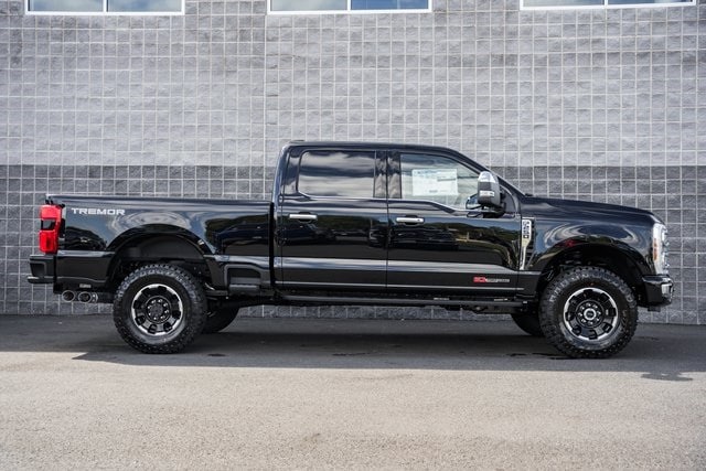 2026 Ford F-250 Platinum photo 4