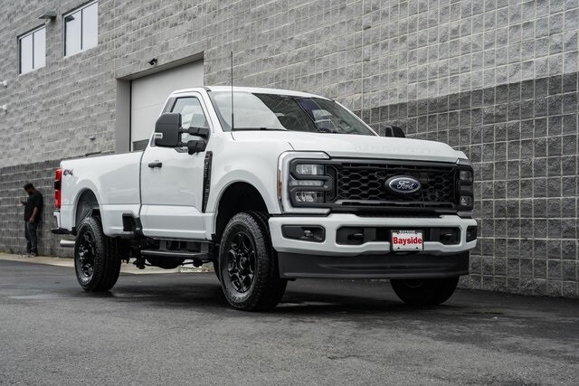2025 Ford F-350 XL photo 2