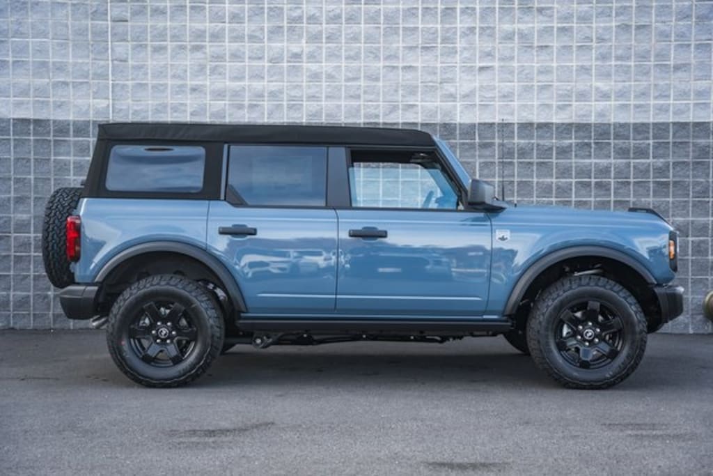 New 2025 Ford Bronco Big Bend SUV