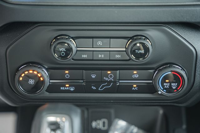 2026 Ford Bronco 2-Door Base - Photo 33