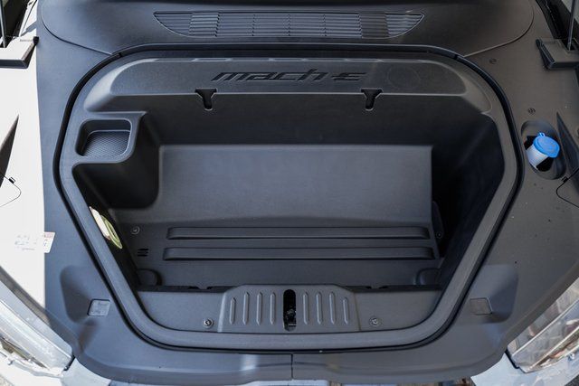 2025 Ford Mustang Mach-E Premium - Photo 23