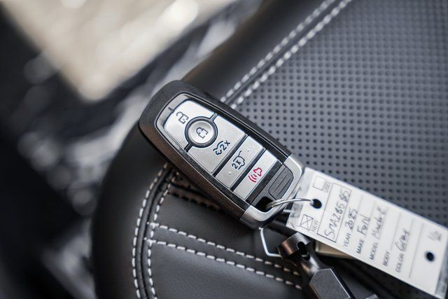 2025 Ford Mustang Mach-E Premium - Photo 47