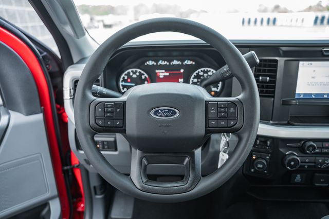 2026 Ford F-350 Super Duty XL - Photo 39