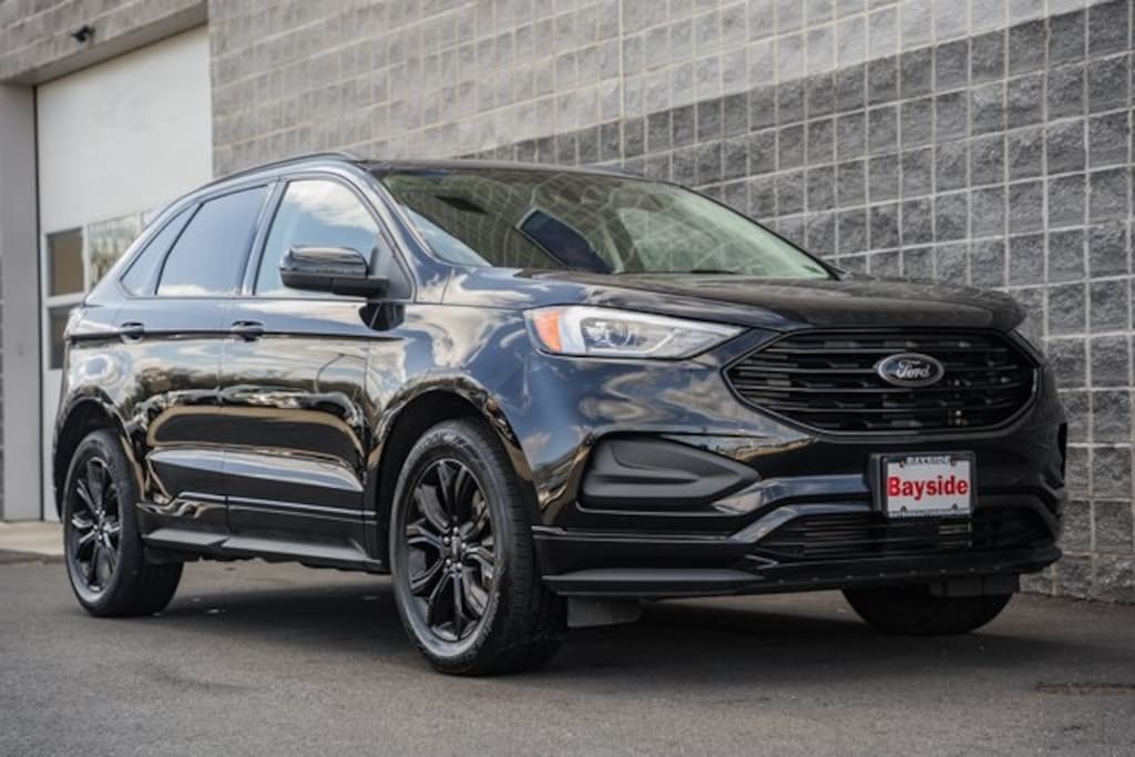 Used 2022 Ford Edge SE SUV