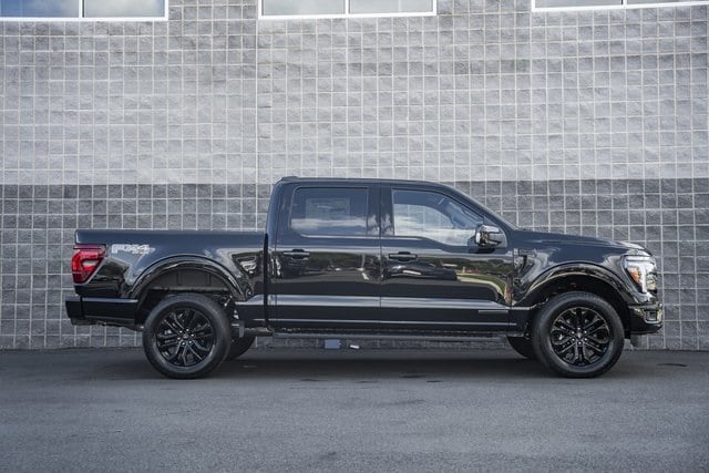 2025 Ford F-150 Lariat photo 3