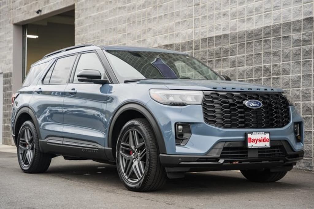 Used 2025 Ford Explorer ST-Line SUV