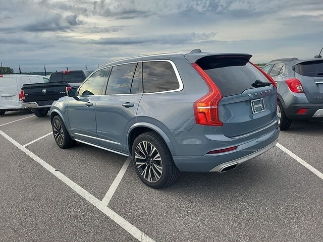 2020 Volvo XC90 T6 Momentum photo 2