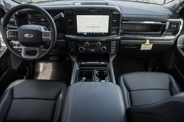 2026 Ford F-250 Lariat photo 17