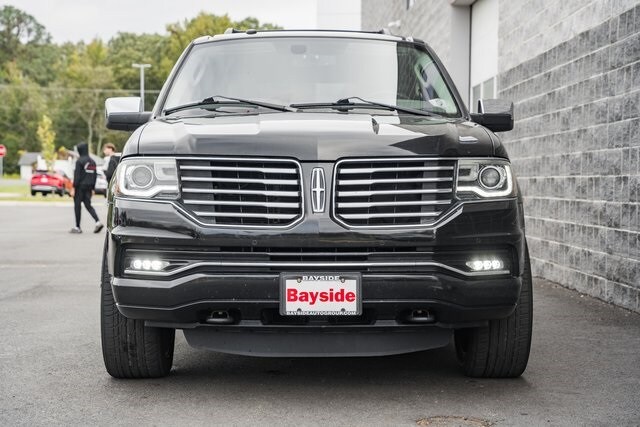 2016 Lincoln Navigator Select photo 3